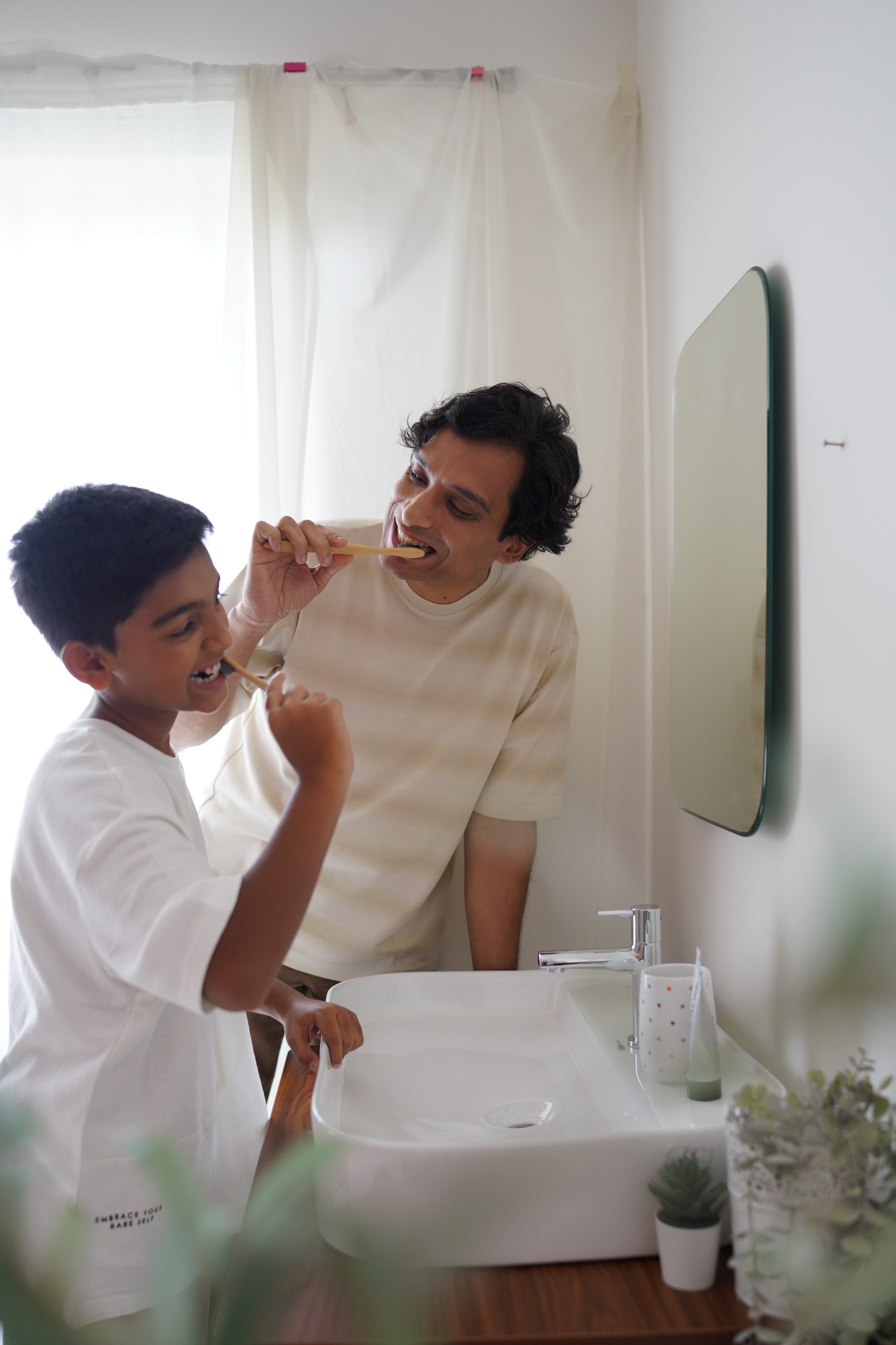 10 Science-Backed Benefits of Fluoride-Free Toothpaste